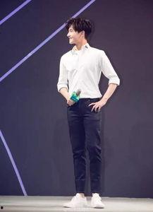 娱乐吃瓜酱杨洋,娱乐吃瓜酱中的璀璨明星